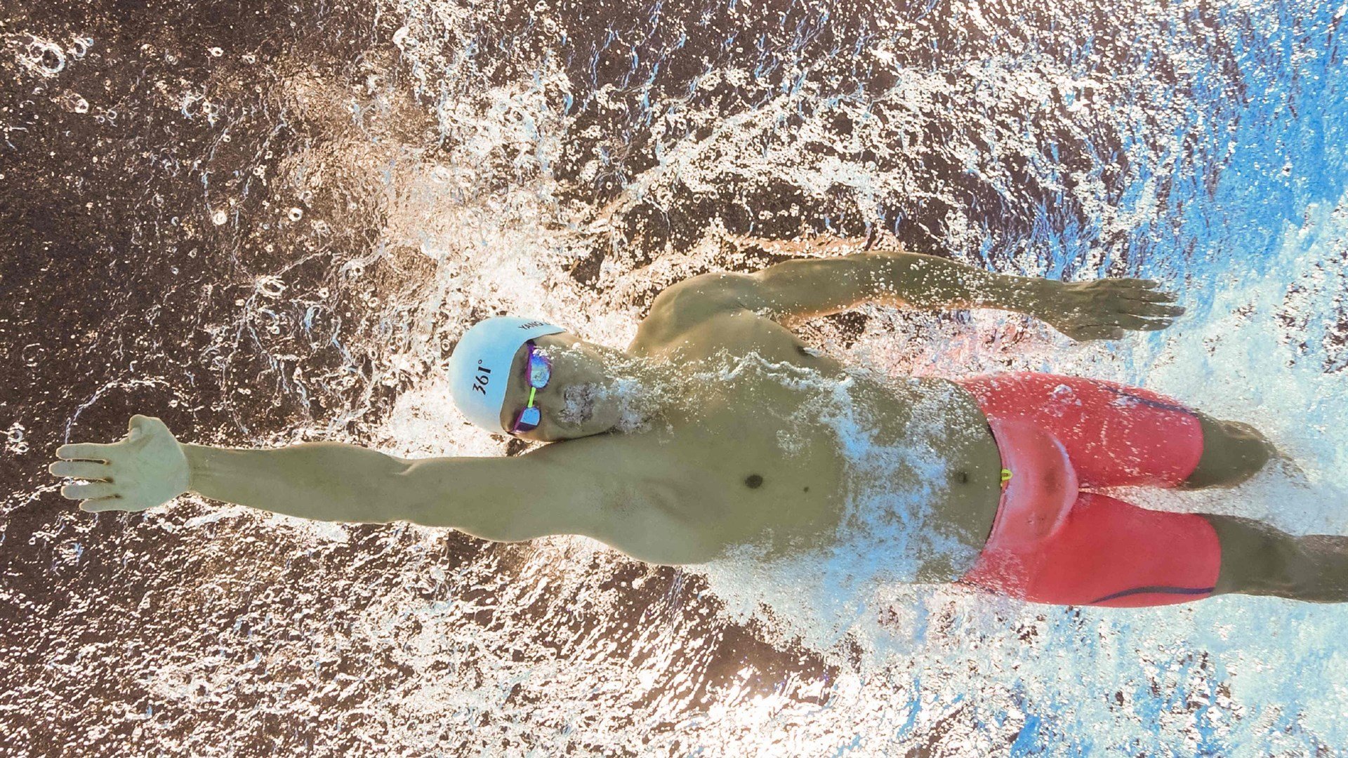 _运动员在训练中的趣味花絮曝光_，运动员vlog