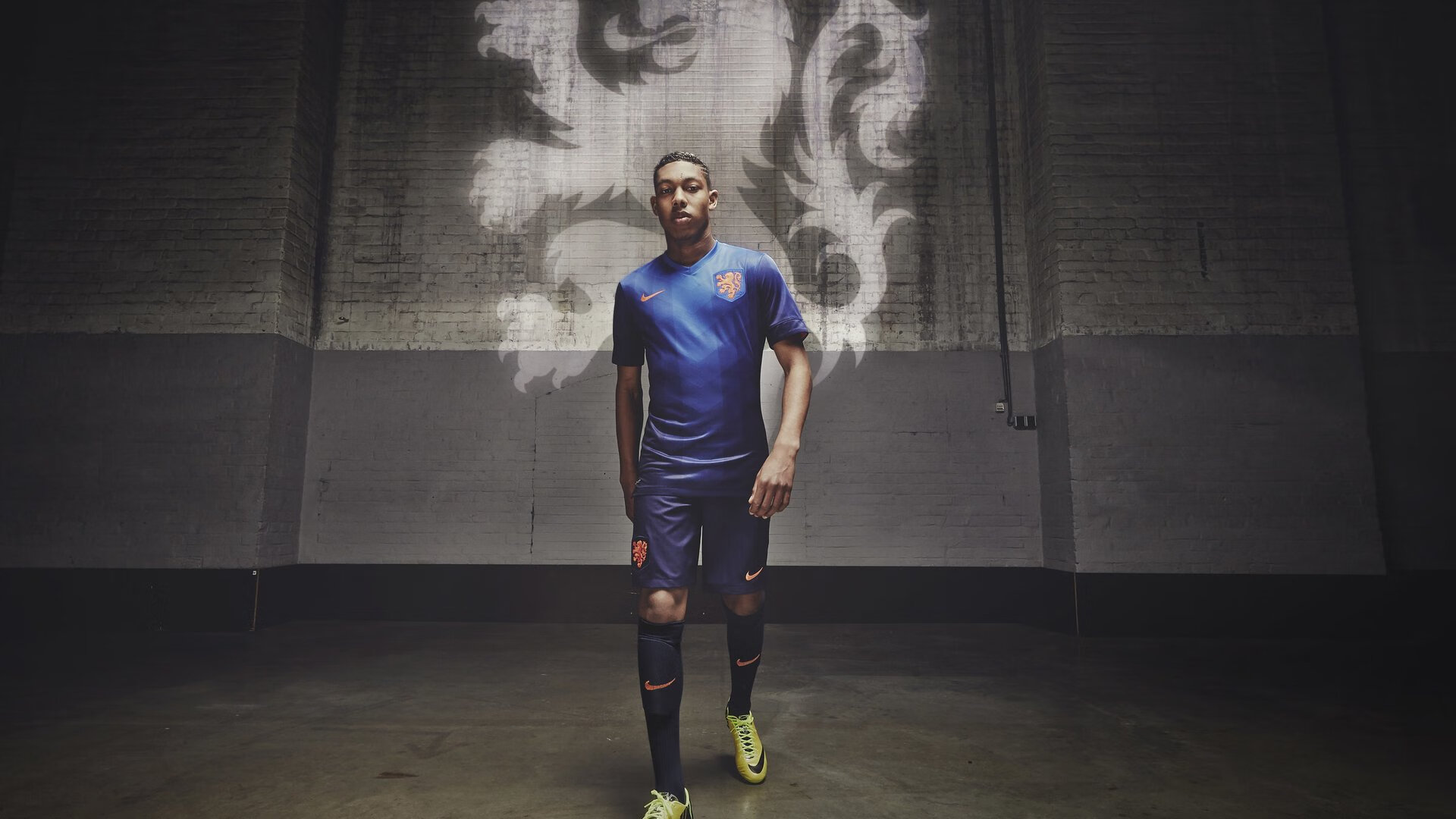 九游app下载中心-横向创新：赛场上的虚拟与增强现实结合，什么是横向解决方案