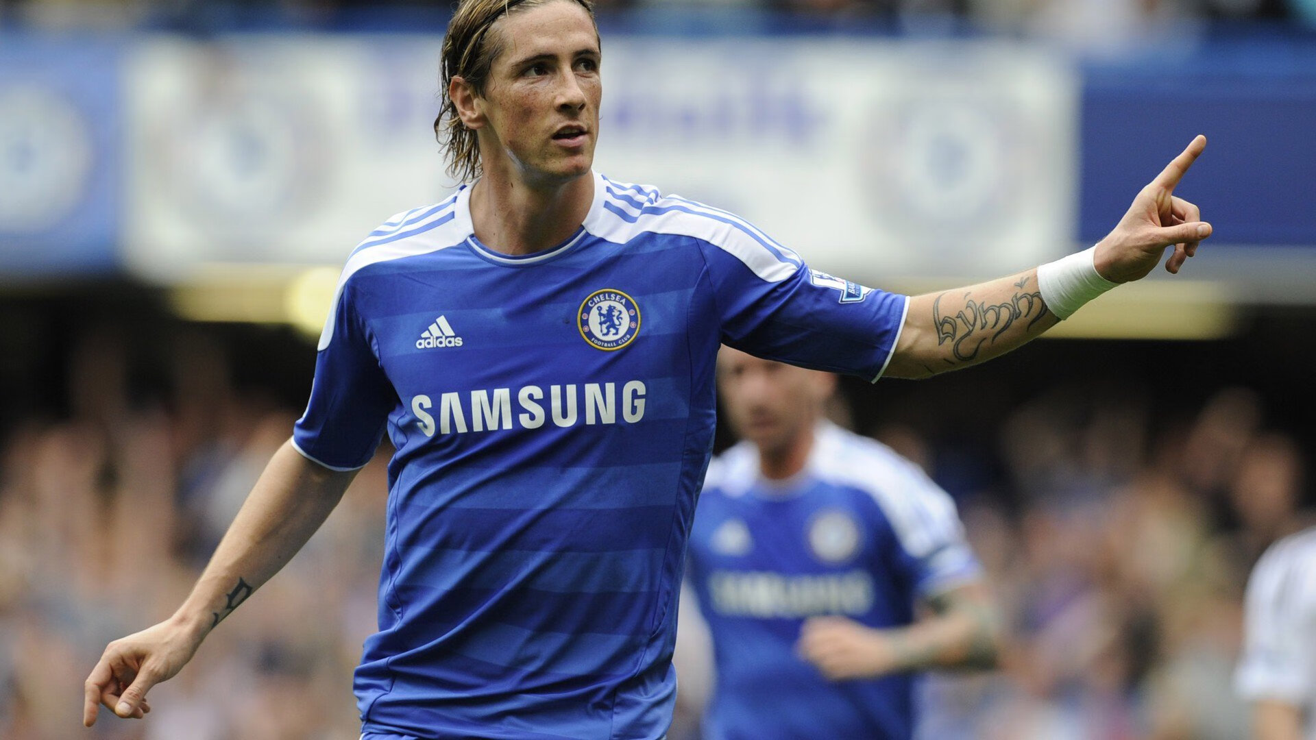 线上社区:车迷互动讨论火热展开,车迷频道宣传片